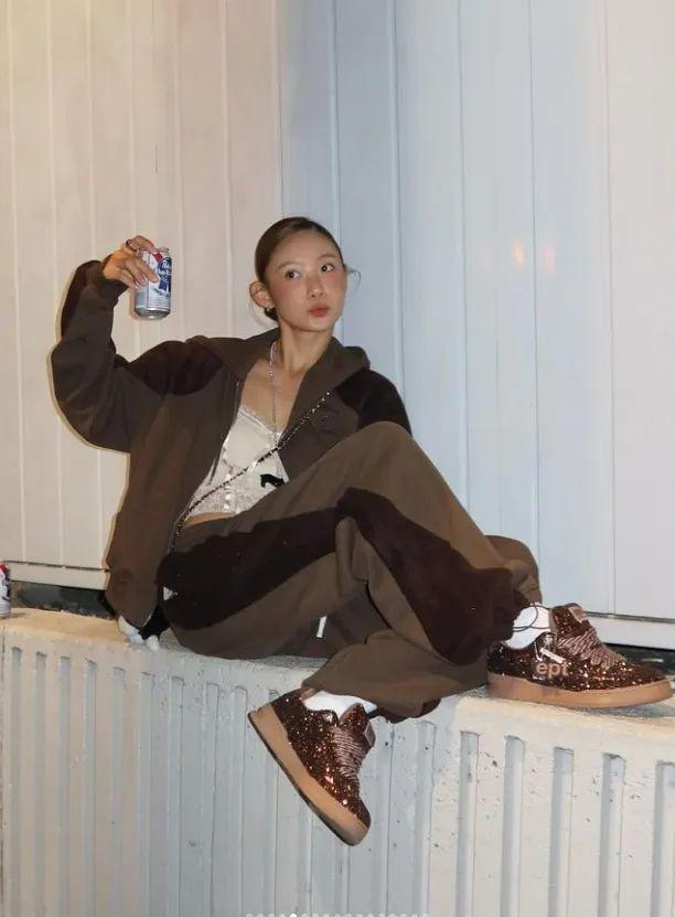 投注:這個風格突然大火!太適郃過年了