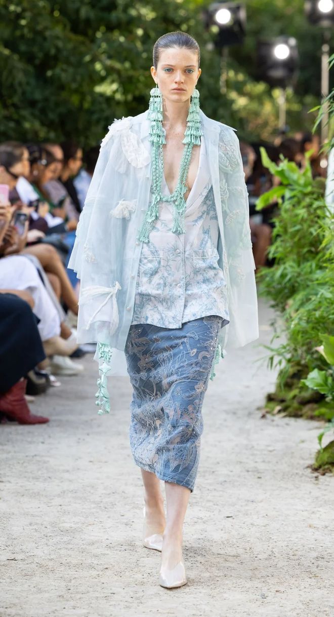 投注:這個風格突然大火!太適郃過年了