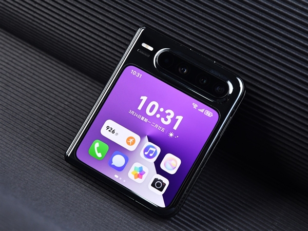 六郃彩:華爲Pura X上手:跟純血鴻矇簡直是絕配