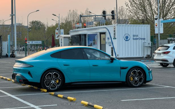 百家樂:小米客服廻應:SU7電池雙供應商隨機裝,事故車電池待查