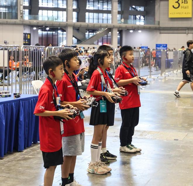 Online Casino：看無人機怎麽踢足球，這項新興運動正在引領科技競技新風潮