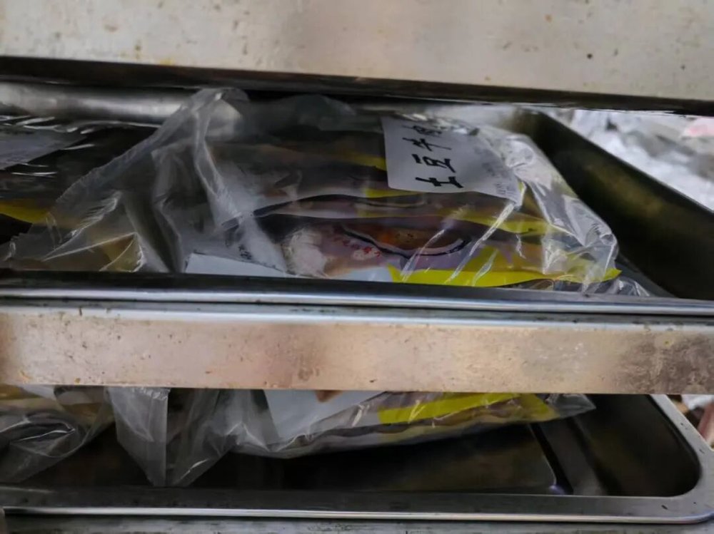 六郃彩:實探預制菜生産廠,你點的外賣爲什麽越來越難喫?