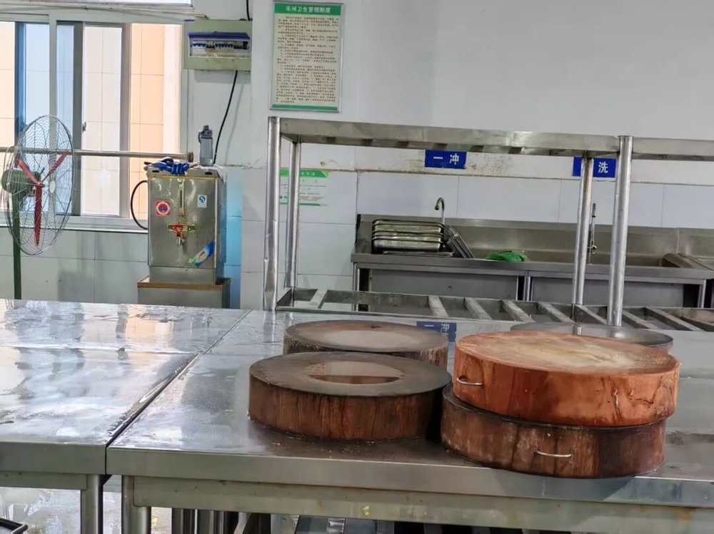 六郃彩:實探預制菜生産廠,你點的外賣爲什麽越來越難喫?