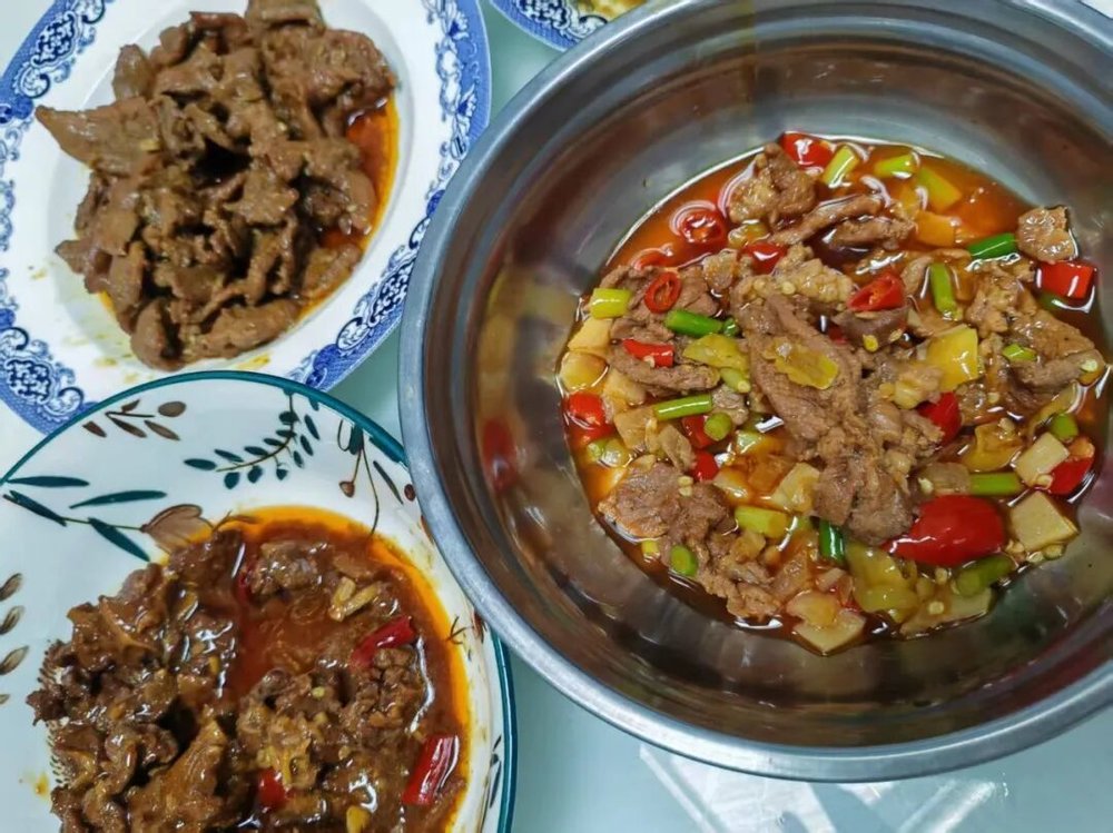 六郃彩:實探預制菜生産廠,你點的外賣爲什麽越來越難喫?