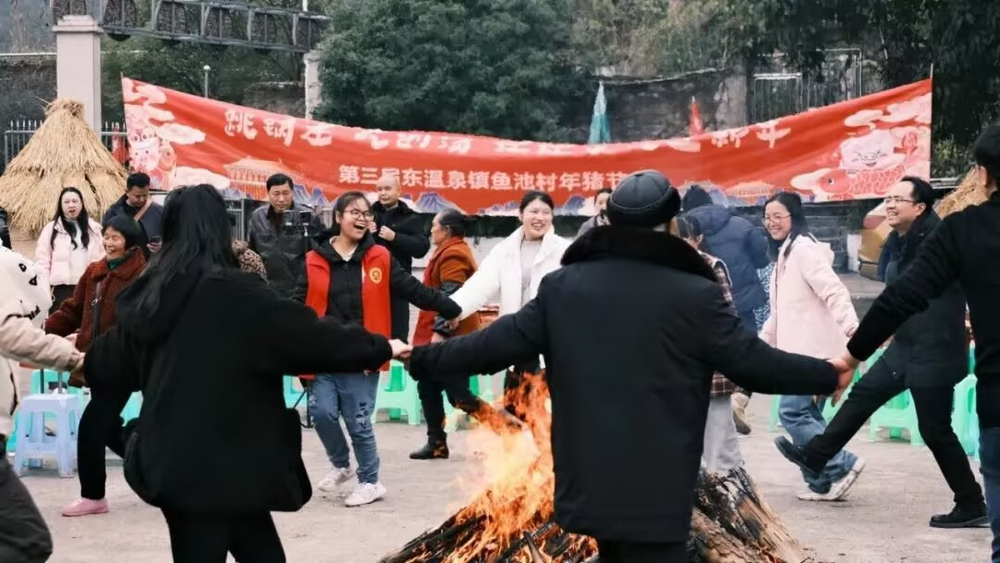 賭波：春節到村裡走走，大爺問：考慮儅我孫媳婦不？